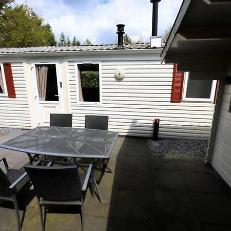 Charmante Woning Op Rustig Park Met Fietsen Epe Exterior foto