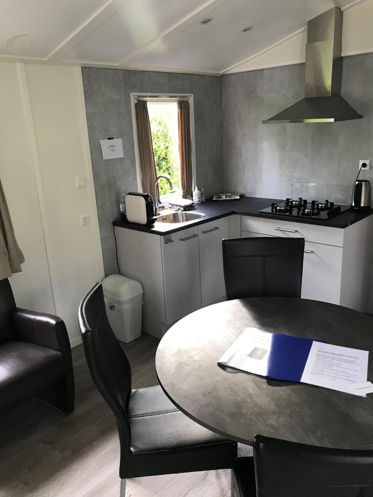 Charmante Woning Op Rustig Park Met Fietsen Epe Exterior foto
